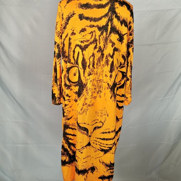 MINKPINK Eye Of The Tiger Long Sleeve Sweater 🐯 - Picture 5 of 9